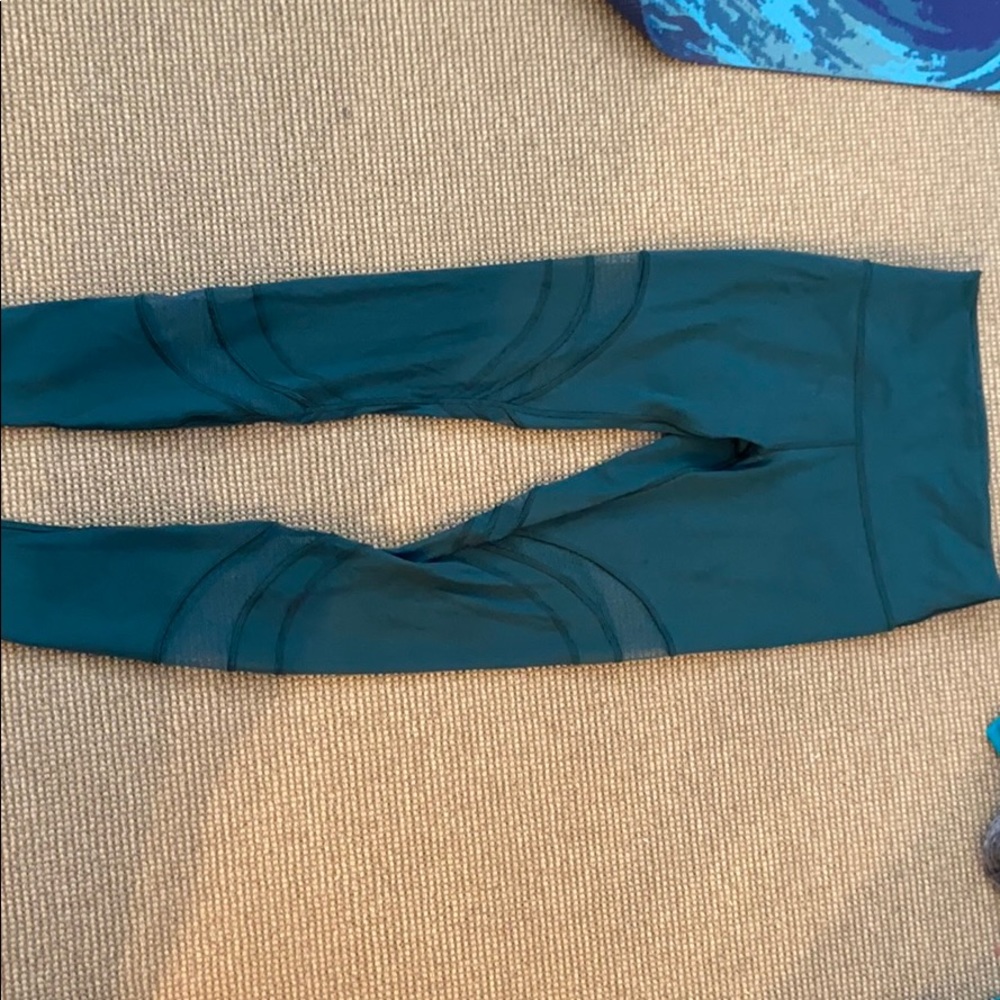 LULULEMON 28” teal mesh leggings